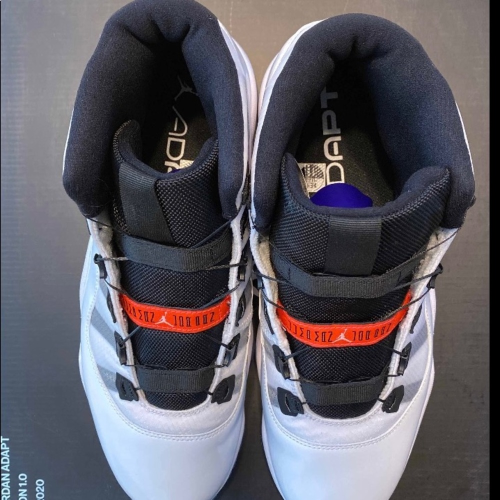 Jordan 11 Adapt US version 1.0 size 11
